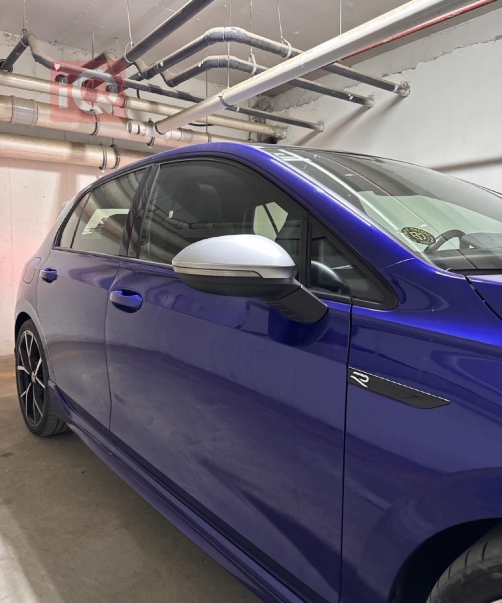 فولكسفاغن جولف R